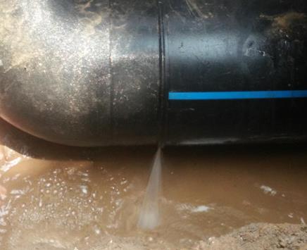 仪陇楼顶渗水维修公司为大家分享下仪陇卫生间漏水维修修补技术!